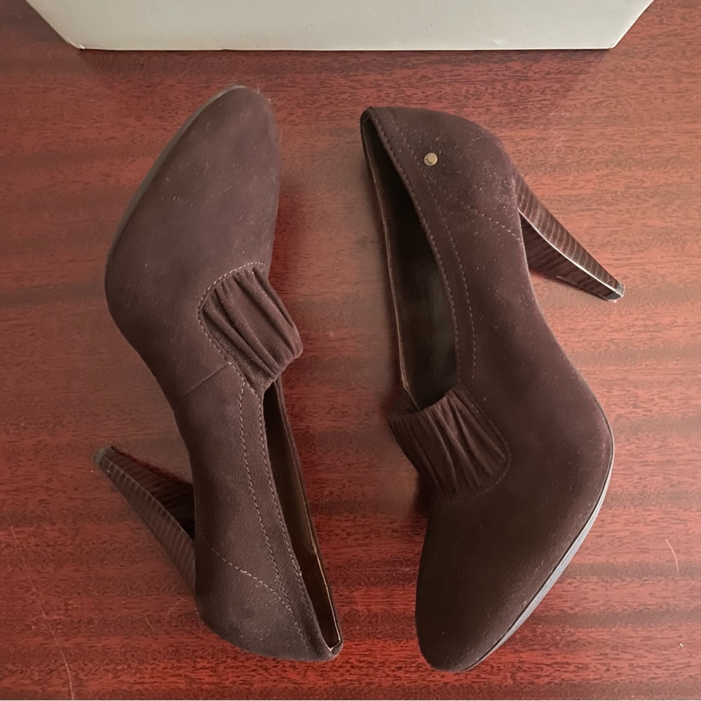 Coach Andra Brown Chocolate Oxford Pumps Booties